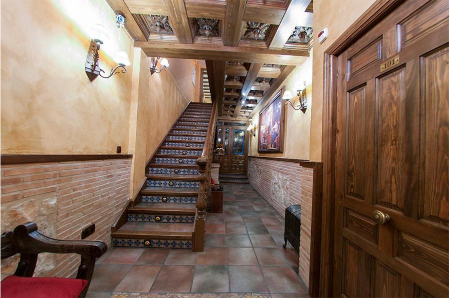 Hostal Rural Los Telares Pastrana Buitenkant foto